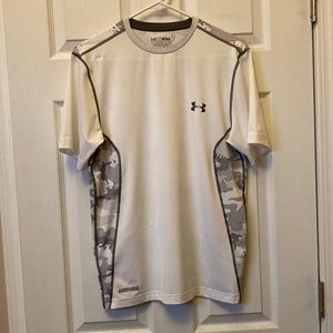 Mens Under Armour T-shirt